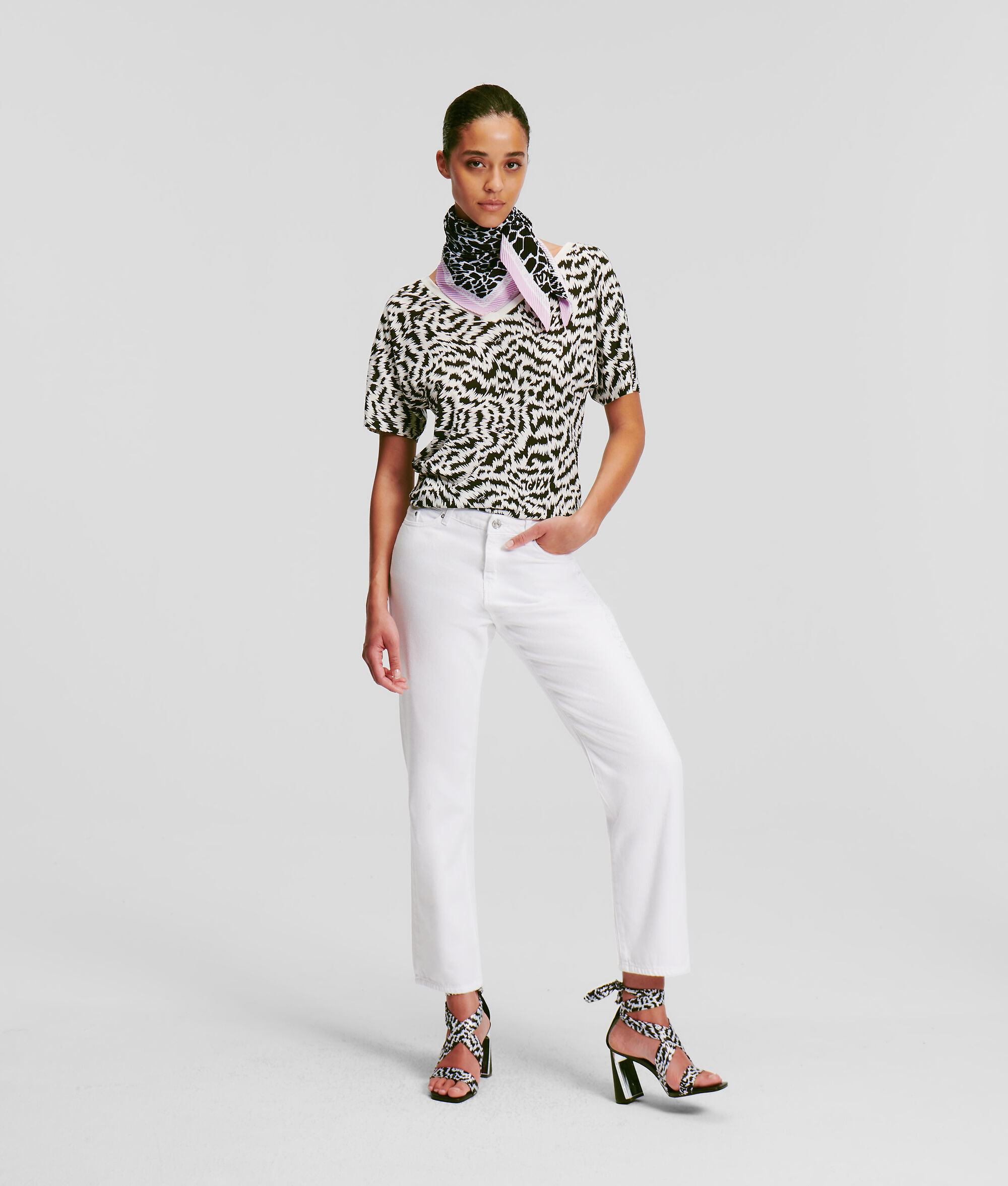 (image for) Unique Value Zebra-Print V-Neck Top